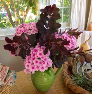 bouquet_peony_smoke-bush